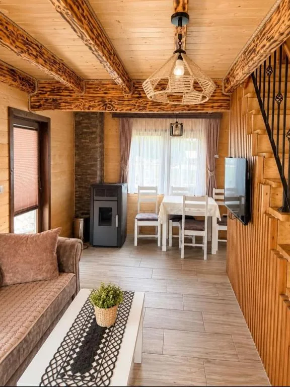 ZAGRAD Etno Apartmani Žabljak – dnevni boravak 23