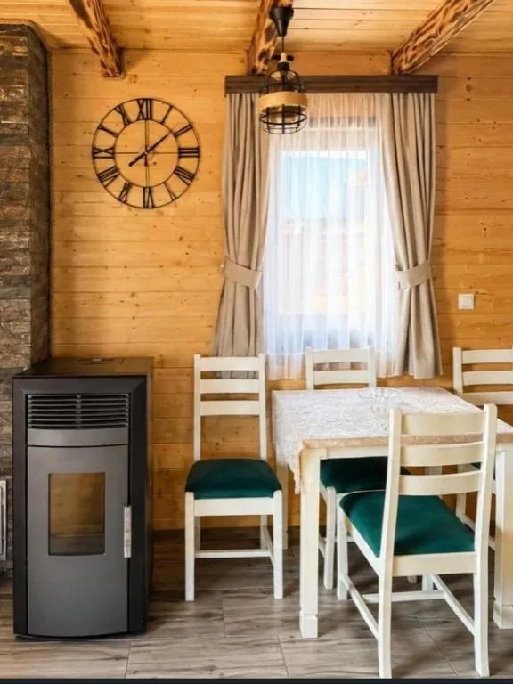 ZAGRAD Etno Apartmani Žabljak – ambijent apartmana 1