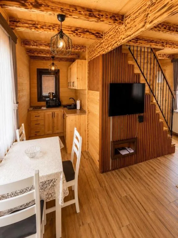 ZAGRAD Etno Apartmani Žabljak – tv i sadržaji 26